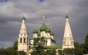 След древности, утопающей в садах с видами на купола и памятники. Чем привлекает туриста Ярославль?